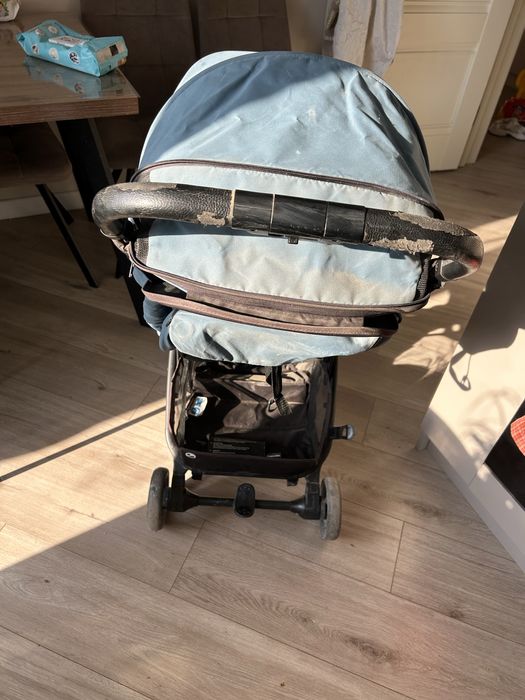 Продам коляску easy walker