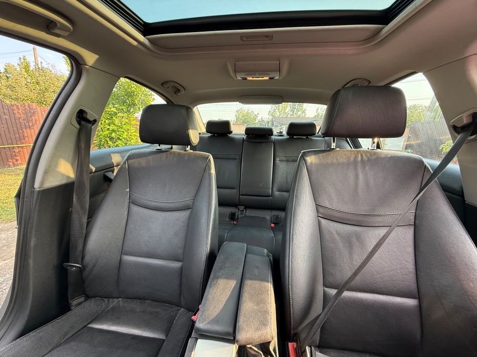 Bmw seria 3 320 an 2010