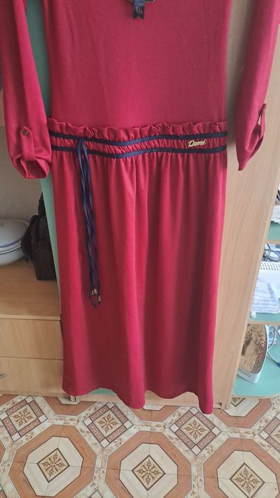 Продам  платье новое