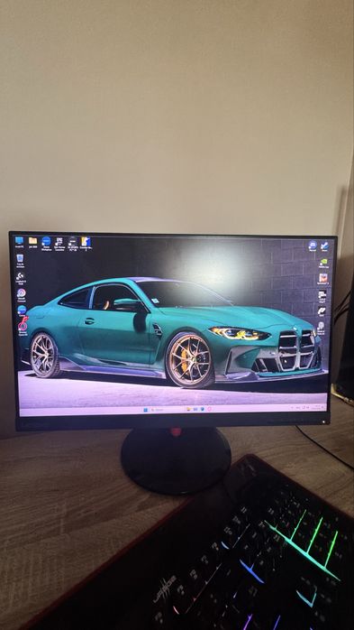 Monitor lenovo.