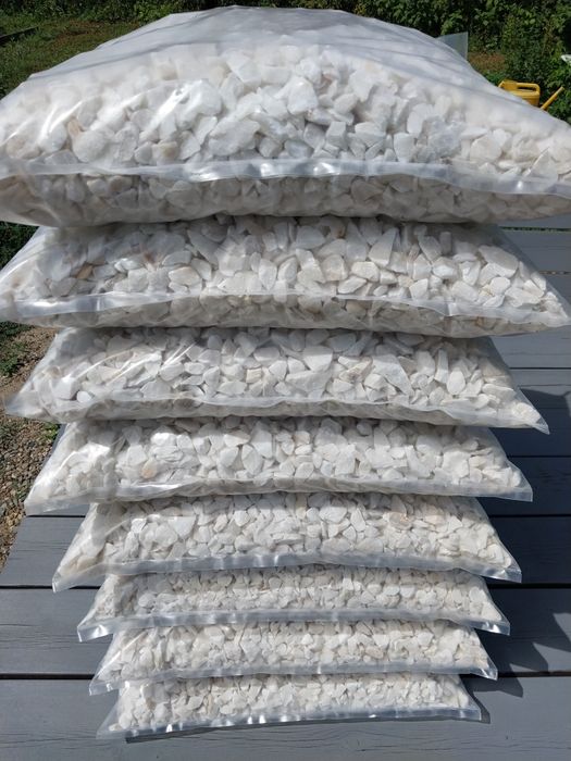 Мраморная галька крошка, мрамор щебень