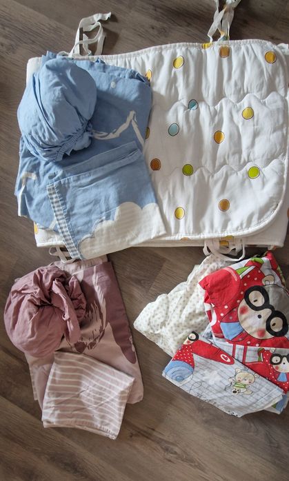 Обиколик, олекотени завивки и комплекти детски/бебешки чаршафи