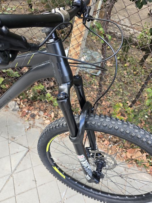 Боен Твърдак велосипед 29 цола Saracen Zenith Elite  Проходни оси  1х11 Sram GX Rockshox 35 Dropper post