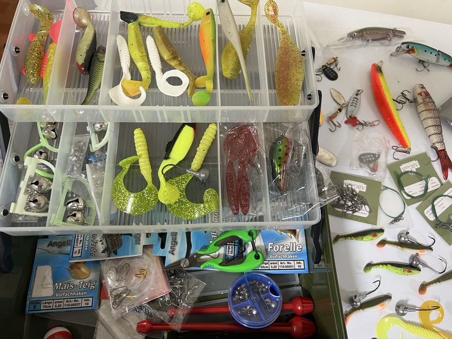 Trusa pescuit spininng