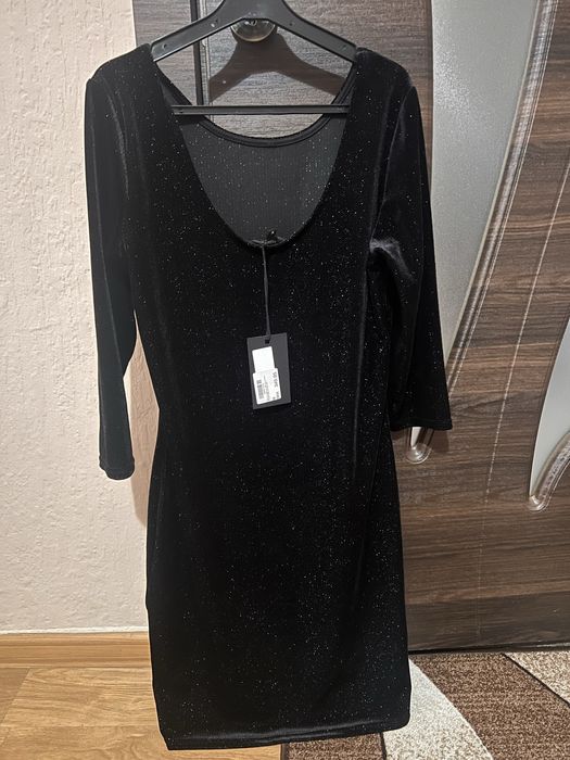 Дамска черна рокля