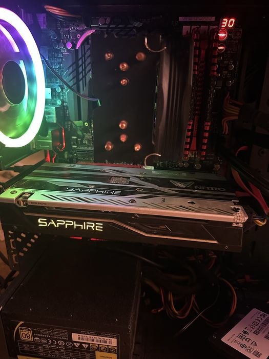 Vând pc gaming