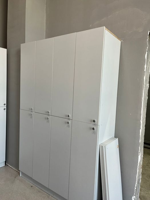 Продаются новые шкафчики