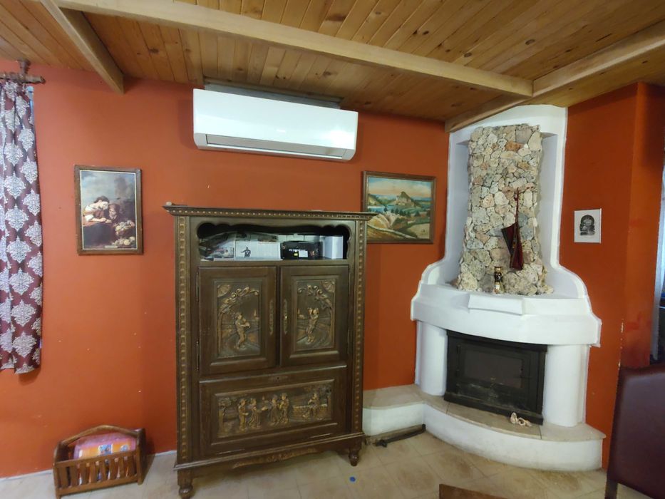 Дава се под наем Къща в Велико Търново, Варуша - 180 кв.м за 714 € - Снимка #2