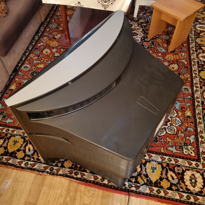 Продам телевизор