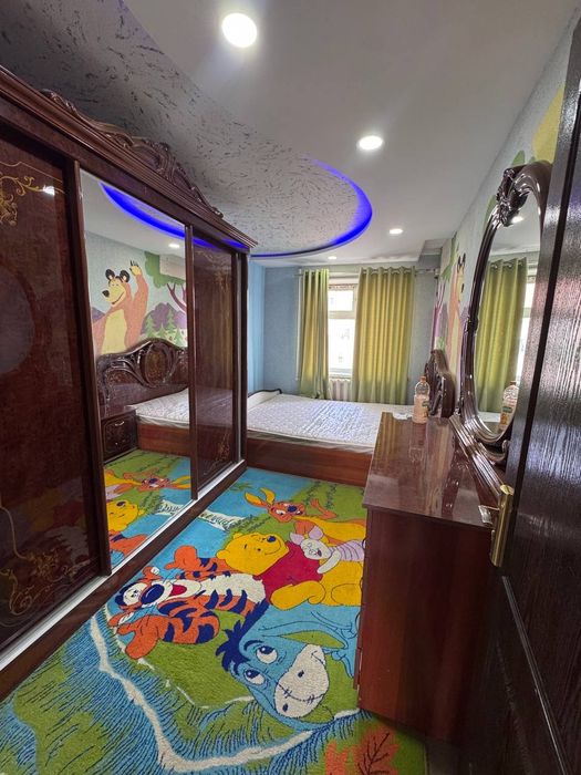 Квартира сотилади 5 мактаб якинида