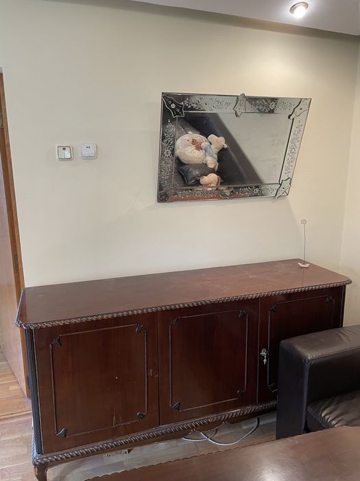 Pat Masa Comoda Vitrina