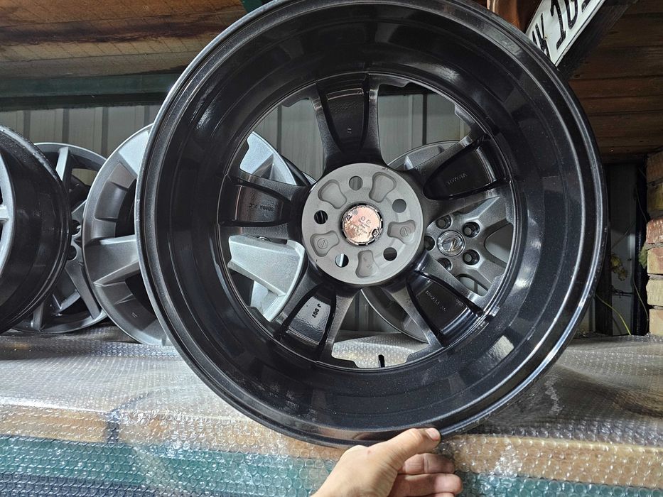 Диски  R18  RX330 // ORIGINAL