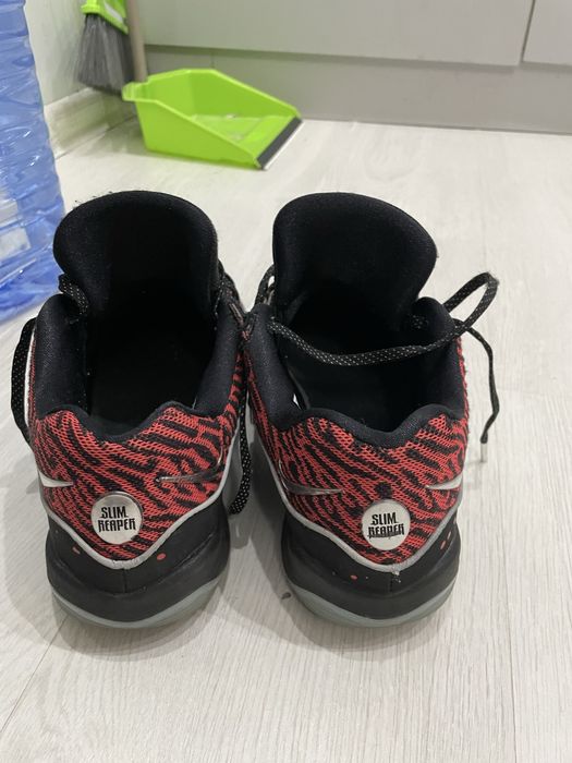 продам баскетболныц кросый