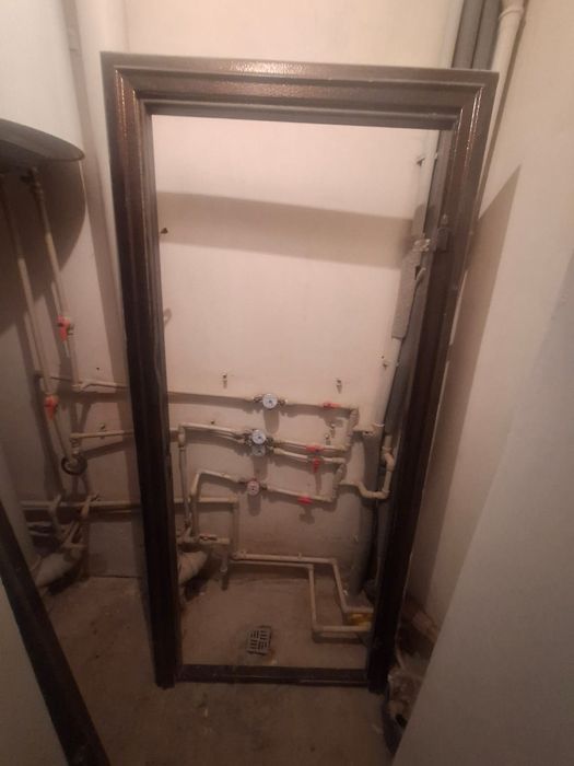 Продам дверь наружный