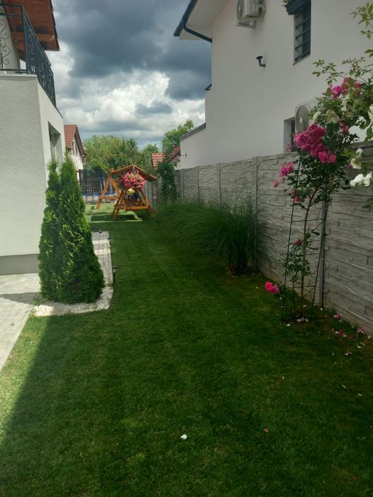 Vand casa,zona Unirii,str.Poligonului