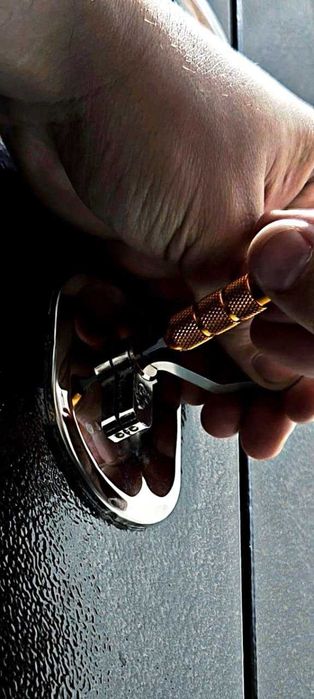 Вскрытие замков без повреждения \ Срочно открыть дверной замок, замена