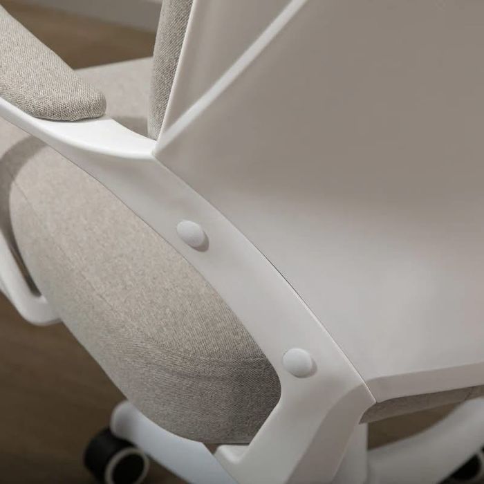 Офис стол с люлееща функция