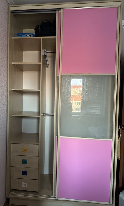 Продам шкаф в хорошем состоянии