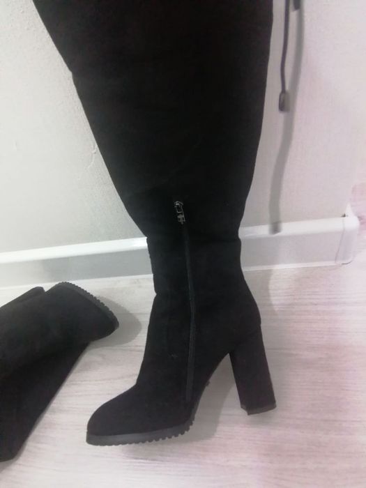 Продаются зимние ботфорты, сапоги высокие