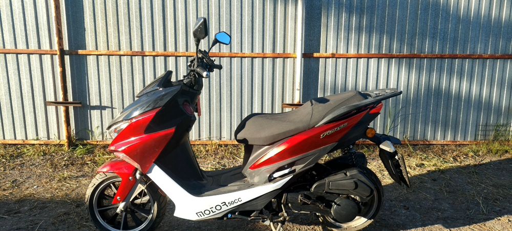 Скутор Force 50 (150)