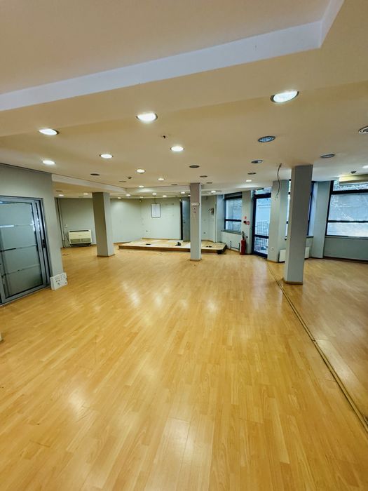 Помещение под наем в идеален център