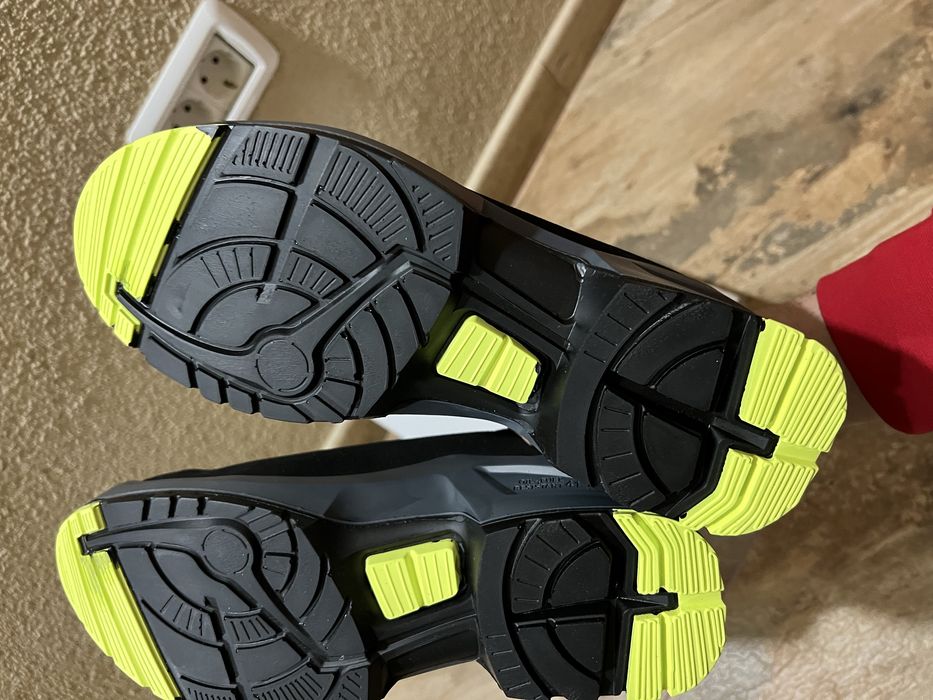 Vand pantofi protectie Uvex marimea 41