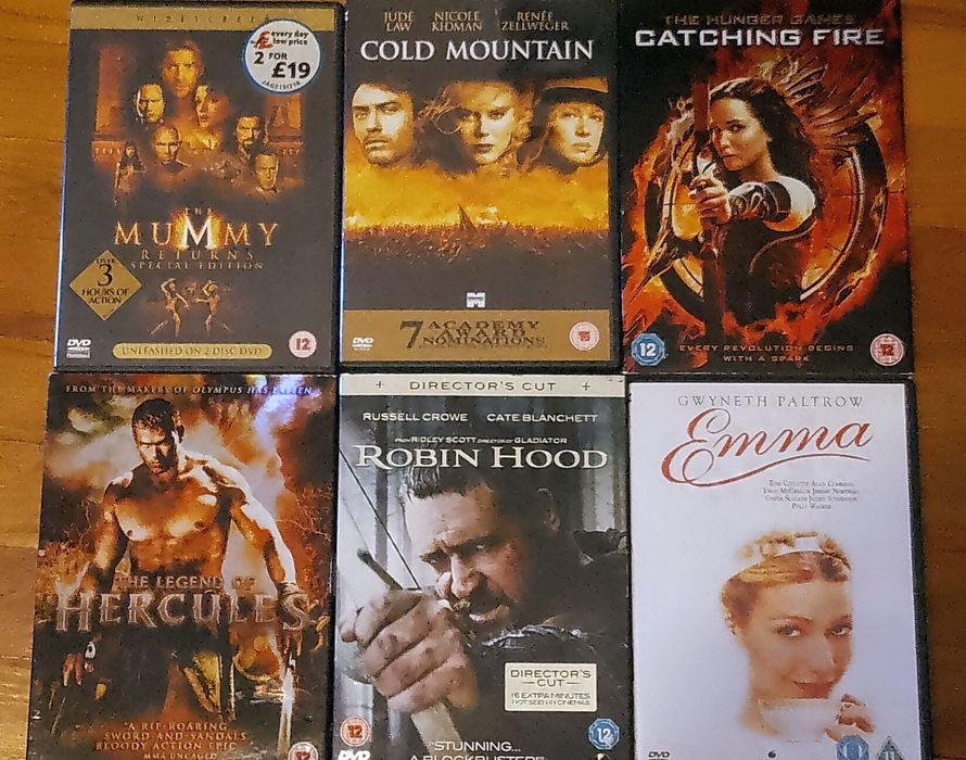 25 броя оригинални популярни филми (DVD)