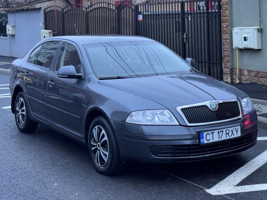 - Skoda Octavia 2 Elegance [ 2011 ] 1.6 Benzina , Stare Excelenta .