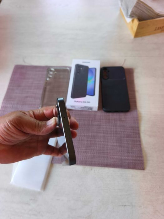 Продавам Samsung Galaxy A36 5G , 6GB/128GB
