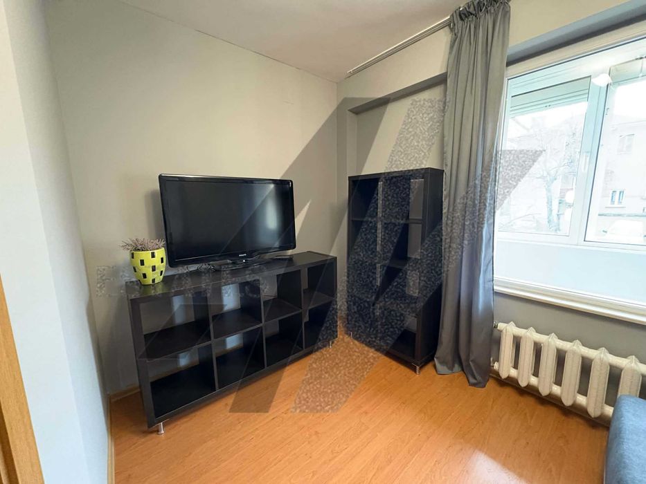 Двустаен апартамент до метростанция