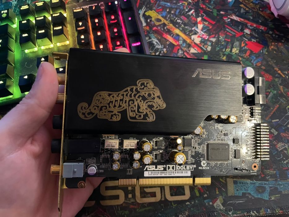 Звуковая карта ASUS Xonar Essence STX PCI Express Dolby 5