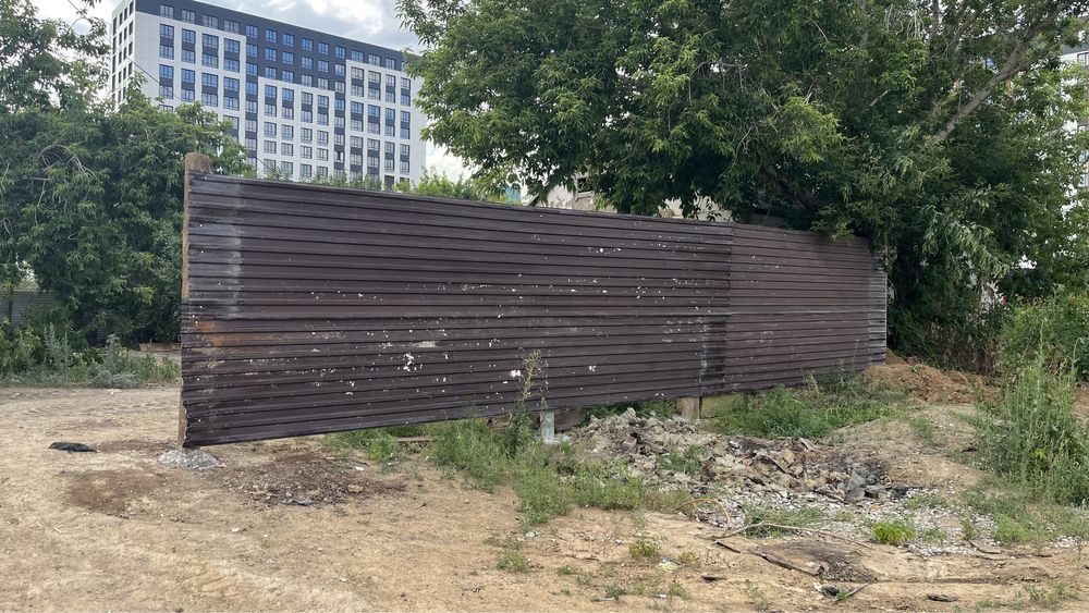 Сдам дом и территорию первая линия