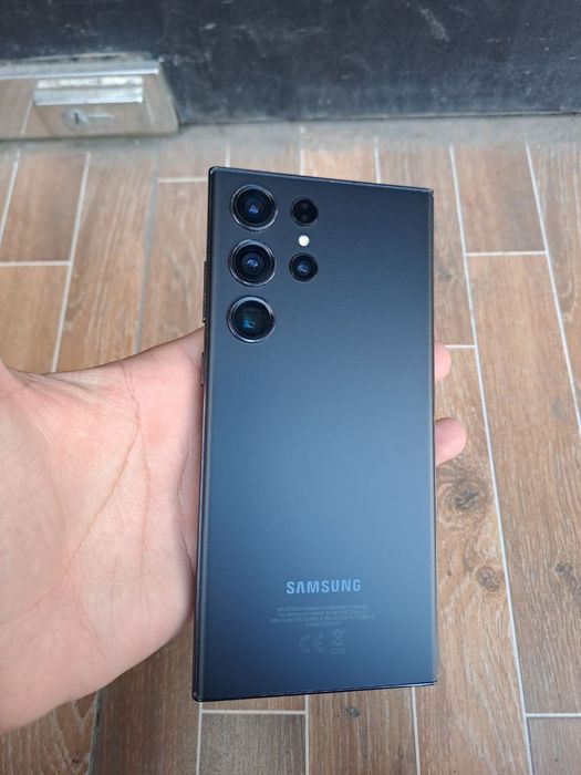 Samsung s 23 ultira ideal ochilmagan radnoy 12 256 tali