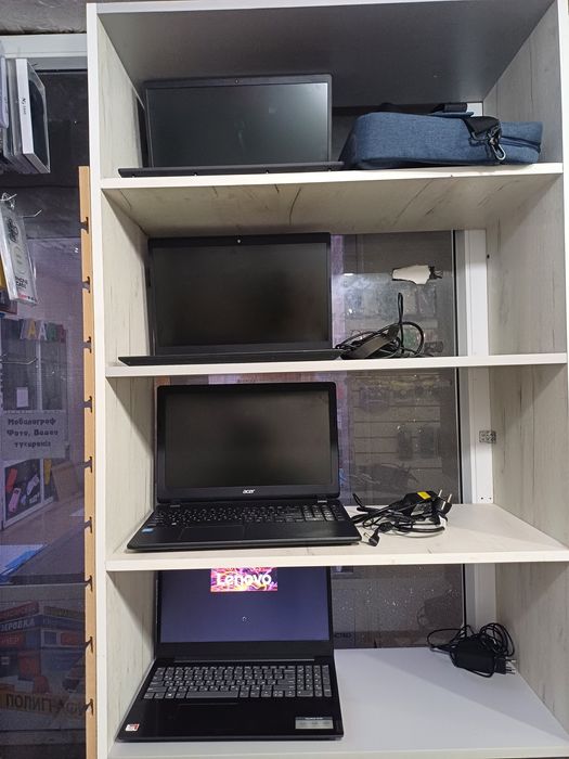 Продам 4 ноутбука 250К