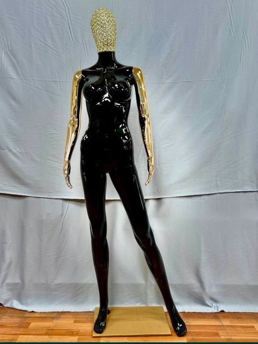 Maniken,Маникен китай