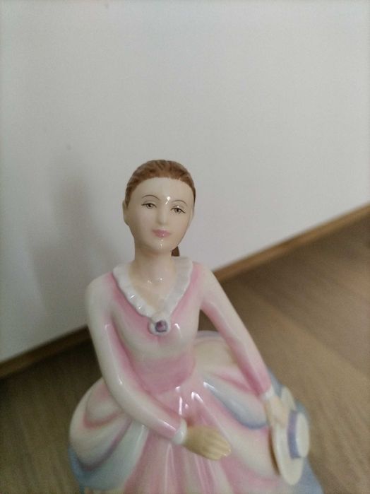 Порцеланови статуетки Coalport  & Royal Doulton