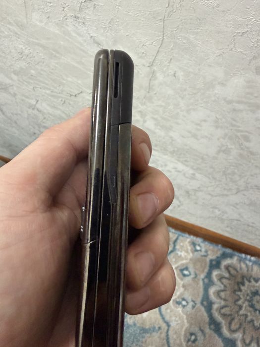 Телефон NOKIA 8800 carbon