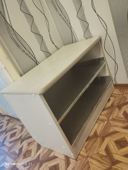 Продам прихожую недорого