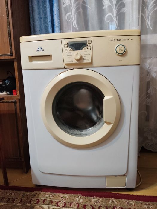 Продам стиральную машину