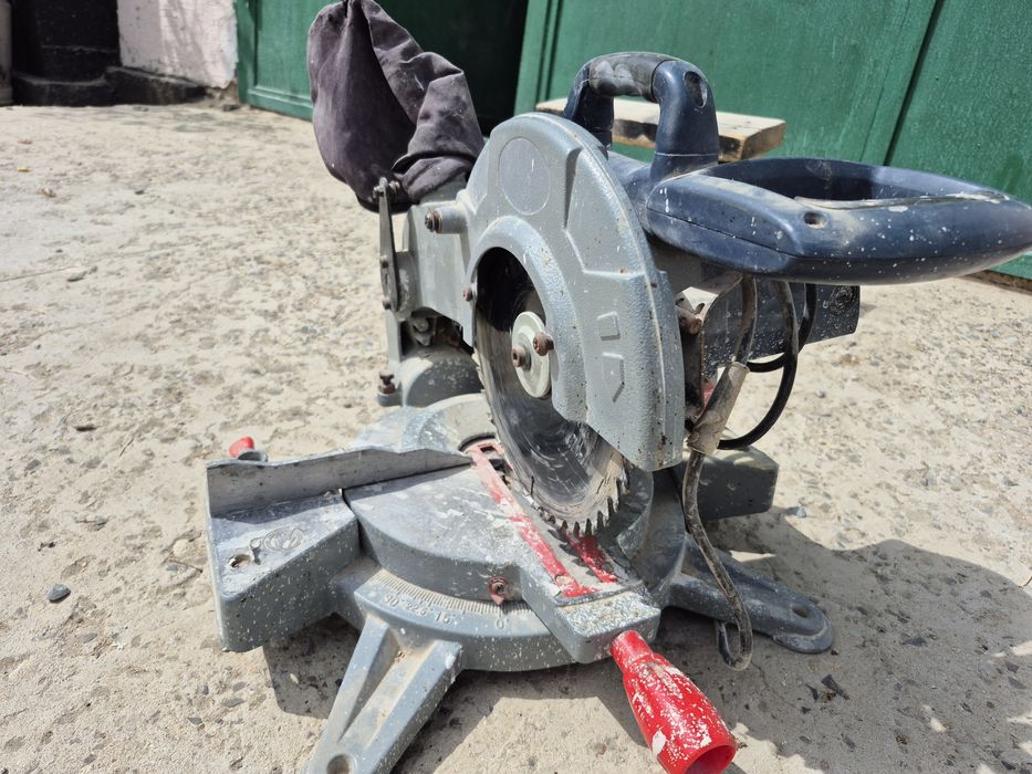 Пила электрическая