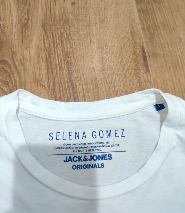 Tricou dama Selena Gomez marimea L