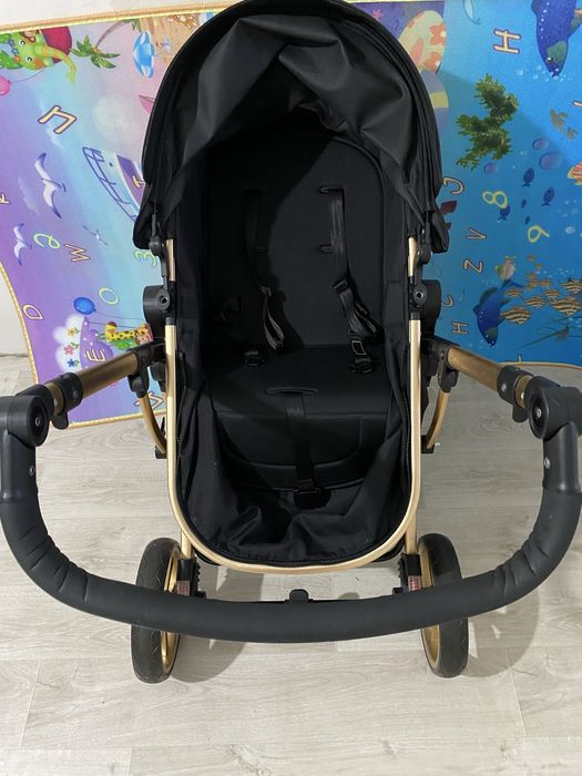 Детская коляска