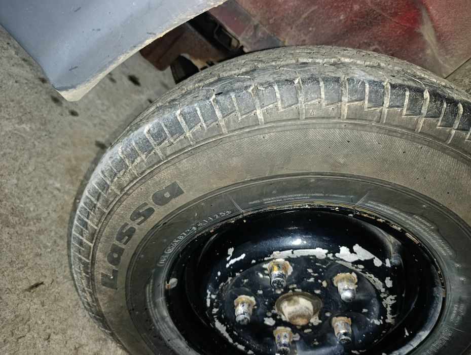 Продается Форд транзит в нормальном состоянии.