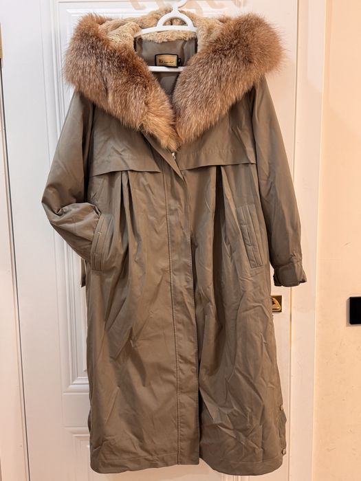 Продам парку отличного качества