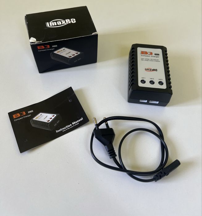 Incarcator compact baterii RC B3 PRO