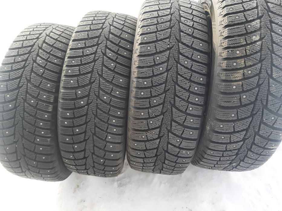 Продам шины. 215/55/17