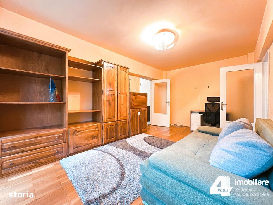 Apartament 2 camere Zona Boul Rosu , 70 mp, et. 1/4 cu termoteca