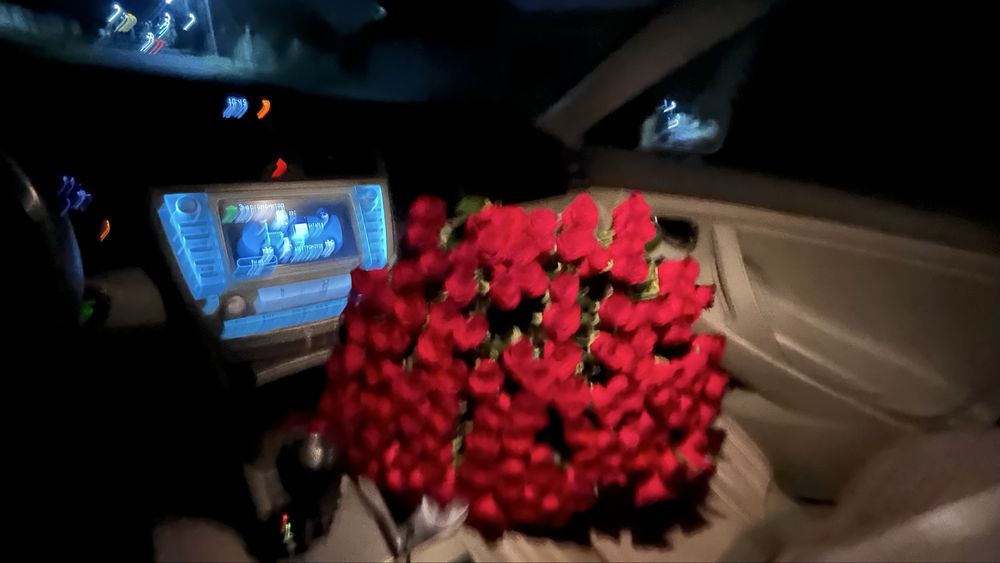101 букет местных роз