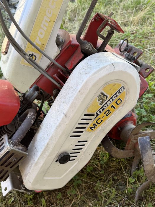 Motocultor Tromeca MC-210 + freze, plug și roți cu greutăți