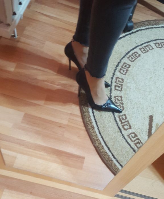 Pantofi marimea 37-38 diferite modele - 100 ron 3 perechi